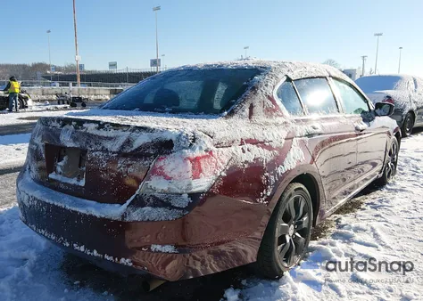 2008 Honda Accord 2.4 Lx z USA, uszkodzony, nr VIN 1HGCP26398A121235